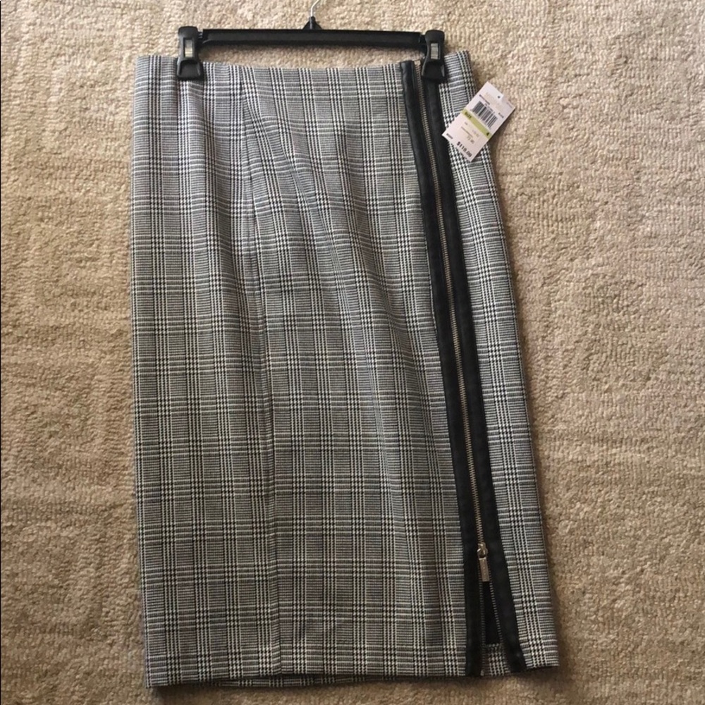 Bundle of 7 business skirts !
